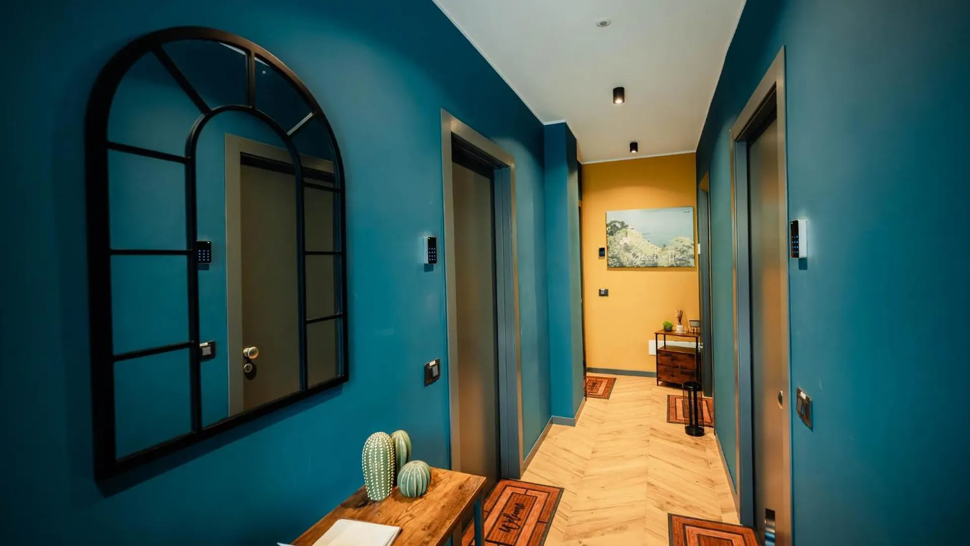 Apartamento David'S Suite&Spa Con Parcheggio Privato Como